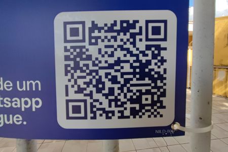 Casa à venda com 200m², 5 quartos e 6 vagas Casa à venda com 200m², 5 quartos e 6 vagasPlaca