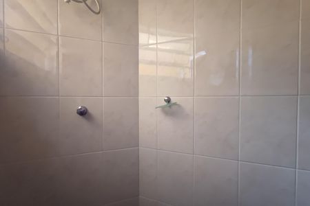 Casa à venda com 200m², 5 quartos e 6 vagas Casa à venda com 200m², 5 quartos e 6 vagasEdícula 2 - Banheiro