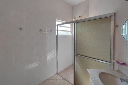 Casa à venda com 200m², 5 quartos e 6 vagas Casa à venda com 200m², 5 quartos e 6 vagasEdícula 1 - Banheiro