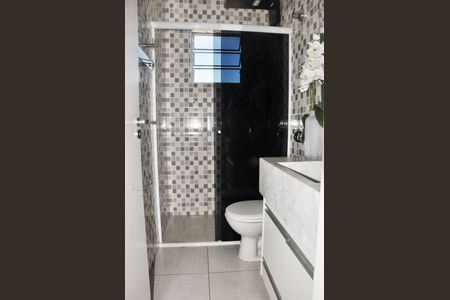 Casa para alugar com 96m², 2 quartos e 1 vaga Casa para alugar com 96m², 2 quartos e 1 vagaBanheiro Social
