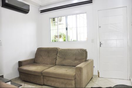 Casa para alugar com 96m², 2 quartos e 1 vaga Casa para alugar com 96m², 2 quartos e 1 vagaSala