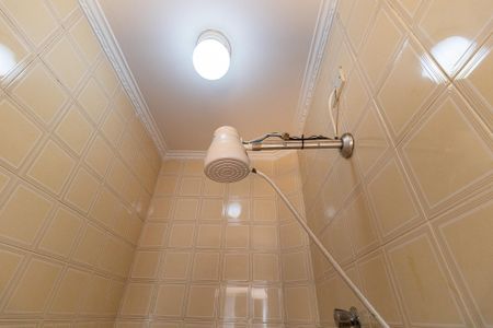 Casa à venda com 170m², 4 quartos e 2 vagasBanheiro 2