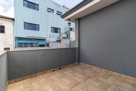 Casa à venda com 170m², 4 quartos e 2 vagasVaranda