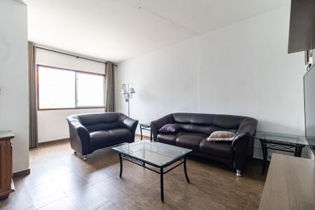 Casa à venda com 170m², 4 quartos e 2 vagasSala