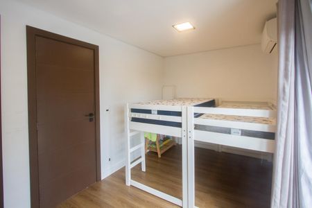 Casa à venda com 1200m², 8 quartos e 4 vagasSuíte 1