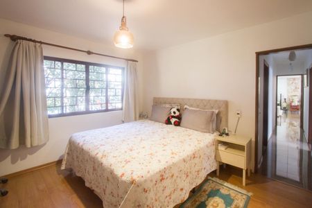 Casa à venda com 1200m², 8 quartos e 4 vagasCasa 2 - Suíte