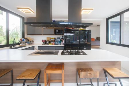 Casa à venda com 1200m², 8 quartos e 4 vagasCozinha