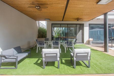 Casa à venda com 1200m², 8 quartos e 4 vagasÁrea Externa