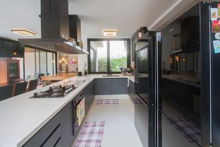 Casa à venda com 1200m², 8 quartos e 4 vagasCozinha