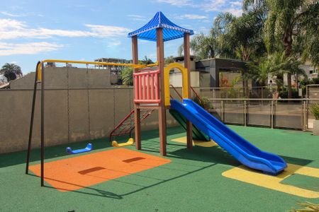 Apartamento à venda com 62m², 2 quartos e 1 vagaÁrea comum - Playground