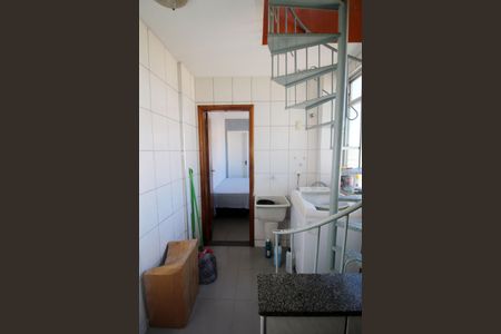 Apartamento à venda com 162m², 3 quartos e 1 vagaÁrea de Serviço