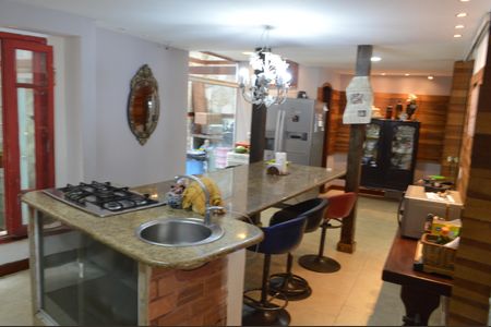 Casa de condomínio à venda com 400m², 3 quartos e sem vagaCozinha