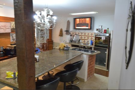 Casa de condomínio à venda com 400m², 3 quartos e sem vagaCozinha