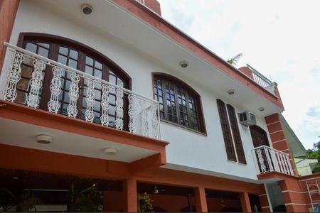 Casa de condomínio à venda com 400m², 3 quartos e sem vagaFachada