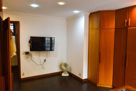 Casa de condomínio à venda com 400m², 3 quartos e sem vagaQuarto 2