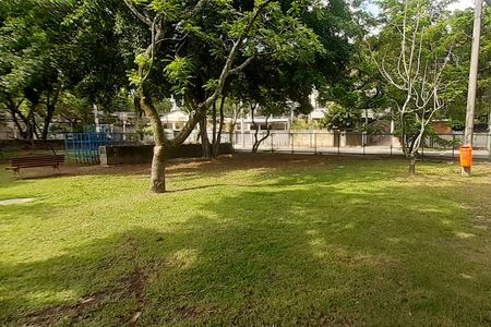 Casa de condomínio à venda com 400m², 3 quartos e sem vagaÁrea comum