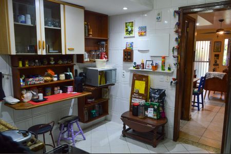 Casa de condomínio à venda com 69m², 2 quartos e 1 vagaCozinha