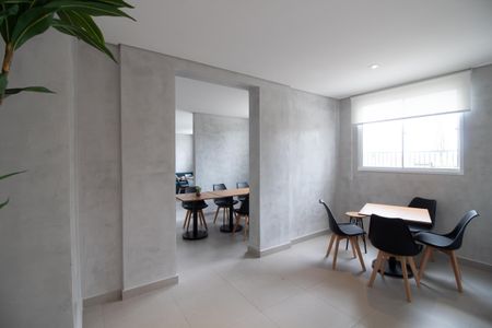 Apartamento à venda com 35m², 2 quartos e sem vagaÁrea comum - Salão de festas