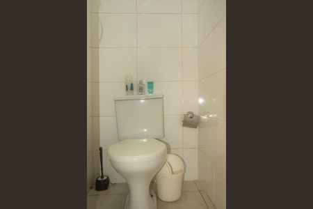 Casa à venda com 220m², 7 quartos e sem vagaLavabo