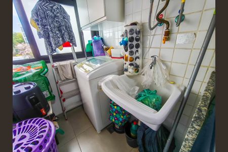 Apartamento à venda com 65m², 2 quartos e 1 vagaCozinha e Área de Serviço