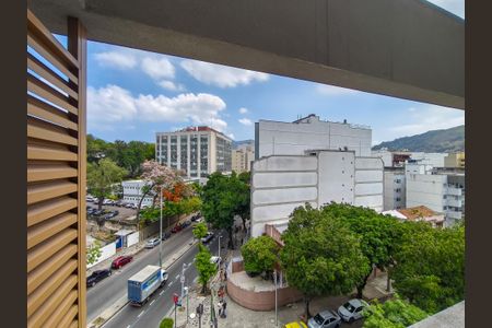 Apartamento à venda com 65m², 2 quartos e 1 vagaCozinha e Área de Serviço