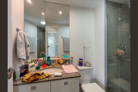 Apartamento à venda com 65m², 2 quartos e 1 vagaBanheiro Corredor