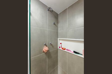 Apartamento à venda com 65m², 2 quartos e 1 vagaBanheiro Corredor