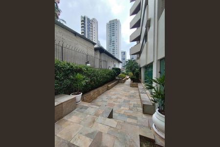 Apartamento para alugar com 192m², 3 quartos e 3 vagasÁrea comum - Pátio