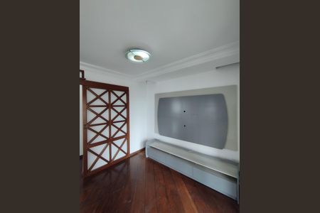 Apartamento para alugar com 192m², 3 quartos e 3 vagasSala