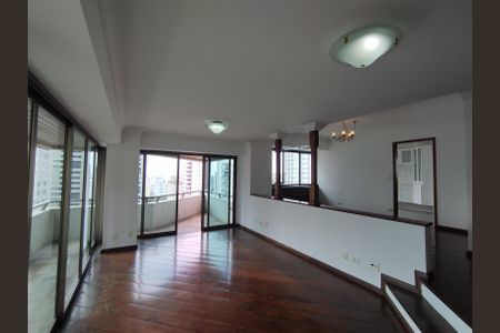 Apartamento para alugar com 192m², 3 quartos e 3 vagasSala