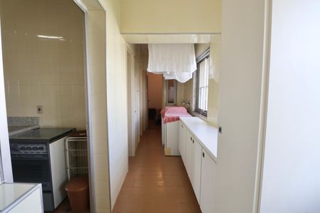 Apartamento para alugar com 150m², 4 quartos e 1 vagaÁrea de Serviço