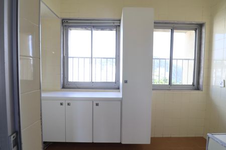 Apartamento para alugar com 150m², 4 quartos e 1 vagaÁrea de Serviço