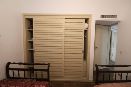 Apartamento para alugar com 150m², 4 quartos e 1 vagaQuarto 2