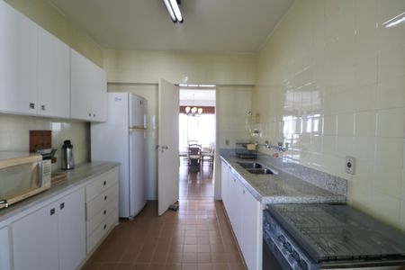 Apartamento para alugar com 150m², 4 quartos e 1 vagaCozinha