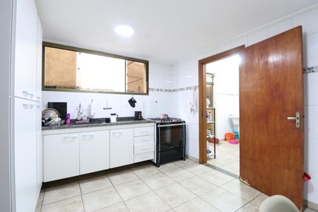 Casa à venda com 300m², 3 quartos e 4 vagasCozinha