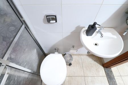 Casa à venda com 300m², 3 quartos e 4 vagasBanheiro de serviço