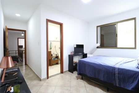 Casa à venda com 300m², 3 quartos e 4 vagasSuíte 3