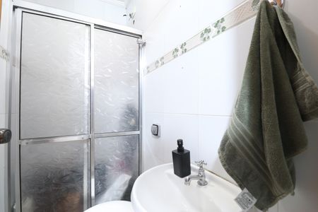 Casa à venda com 300m², 3 quartos e 4 vagasBanheiro de serviço