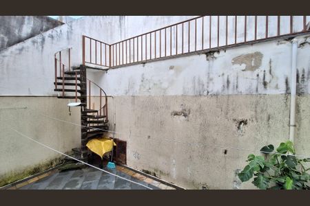 Casa à venda com 300m², 3 quartos e 4 vagasDetalhe