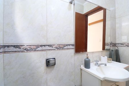 Casa à venda com 300m², 3 quartos e 4 vagasLavabo