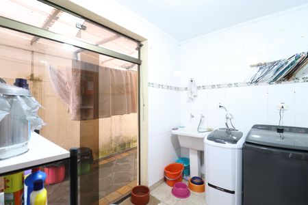 Casa à venda com 300m², 3 quartos e 4 vagasÁrea de Serviço