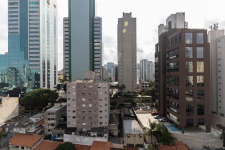 Apartamento à venda com 127m², 4 quartos e 2 vagasVista da Suíte 1