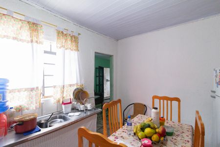 Casa à venda com 120m², 4 quartos e 2 vagasCozinha