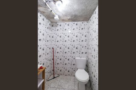 Casa à venda com 120m², 4 quartos e 2 vagasBanheiro