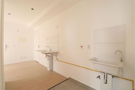 Apartamento para alugar com 34m², 2 quartos e sem vagaCozinha e Área de Serviço