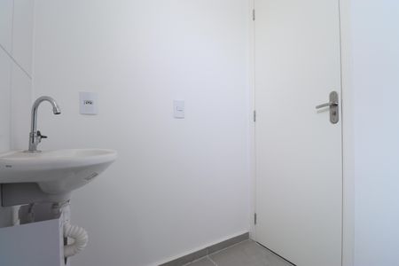 Apartamento para alugar com 34m², 2 quartos e sem vagaBanheiro