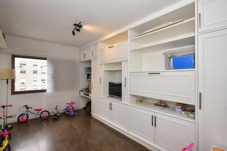 Apartamento à venda com 261m², 4 quartos e 4 vagasQuarto 1