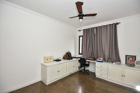 Apartamento à venda com 261m², 4 quartos e 4 vagasSuíte 1