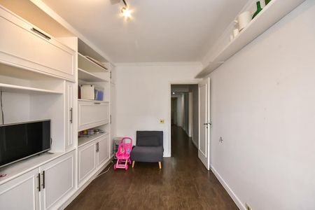 Apartamento à venda com 261m², 4 quartos e 4 vagasQuarto 1