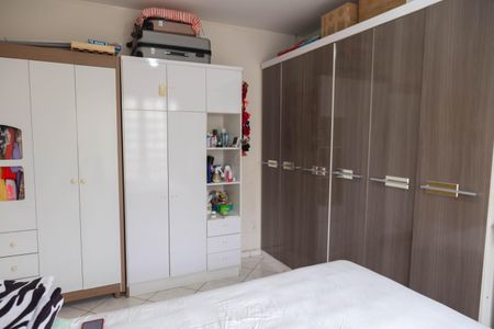 Casa à venda com 220m², 5 quartos e sem vagaQuarto 1 Suíte Casa 2